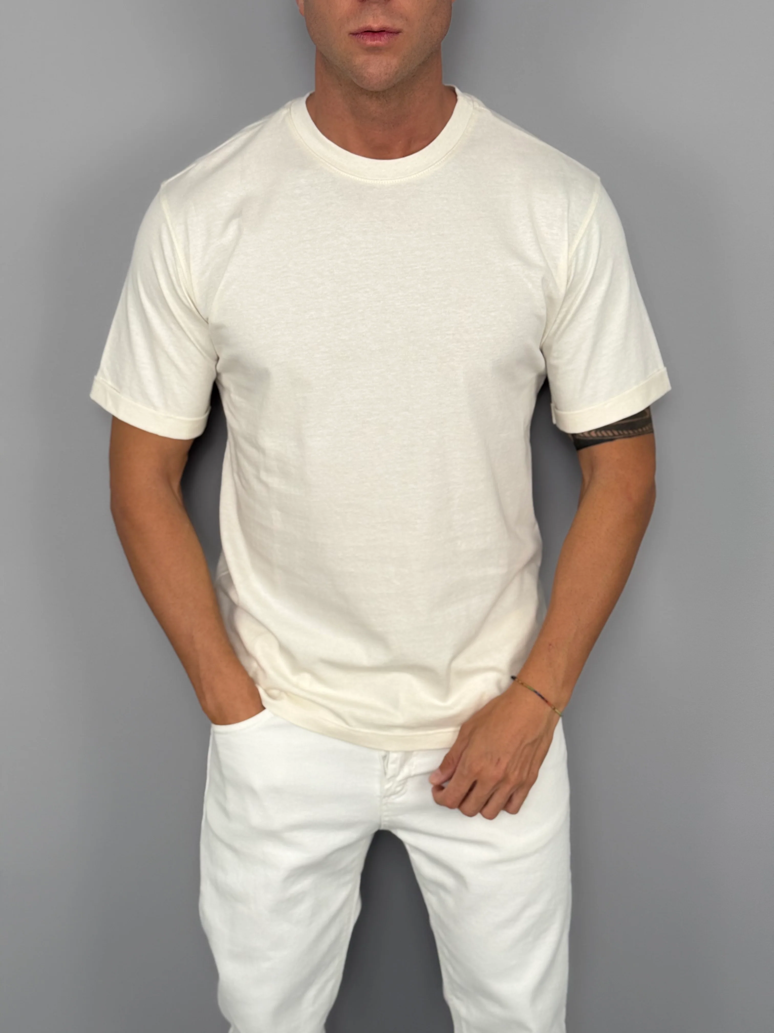 T-SHIRT MODERN RISVOLTINO - Image 4