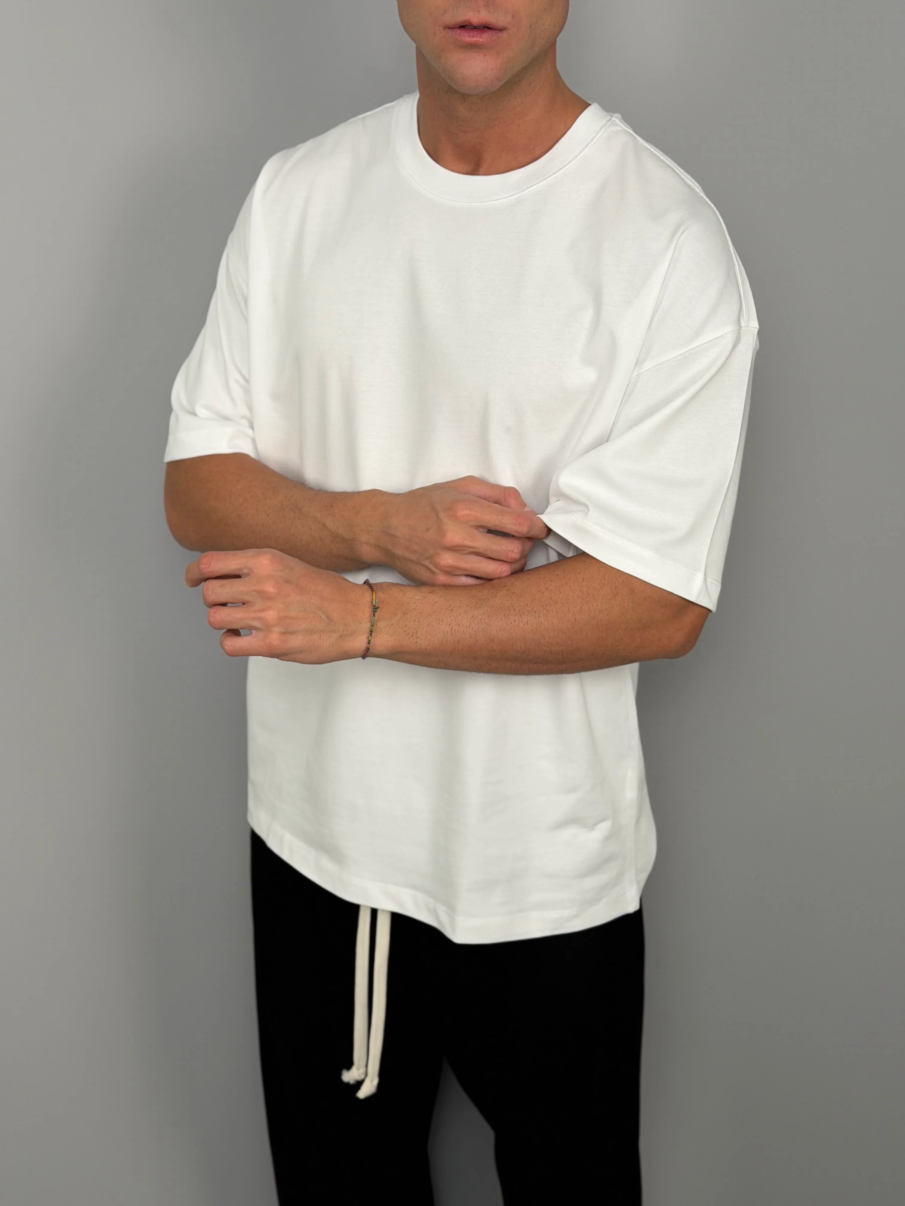 T-SHIRT OVER PREMIUM - Image 3