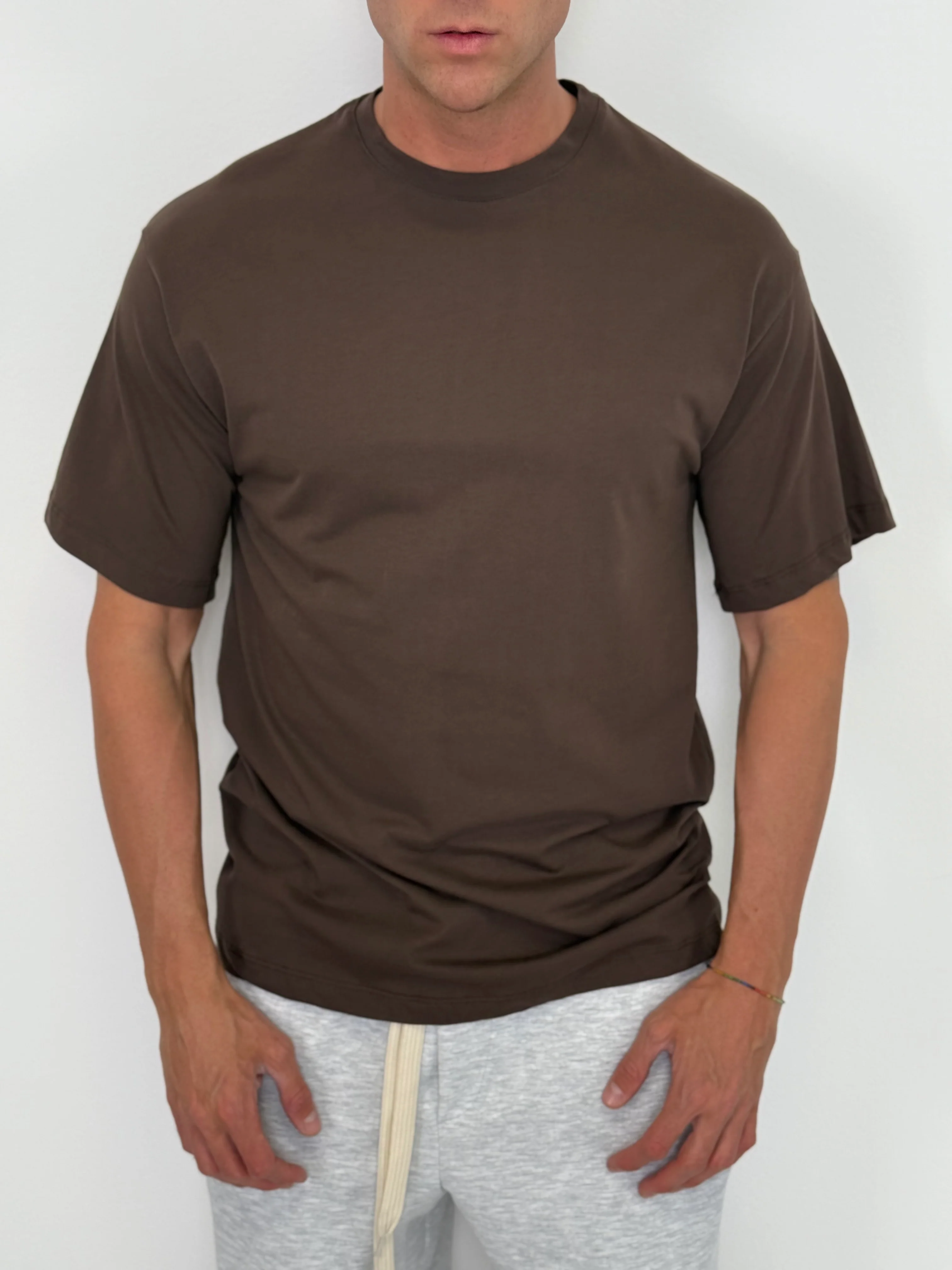 T-SHIRT OVER MADISON - Image 15